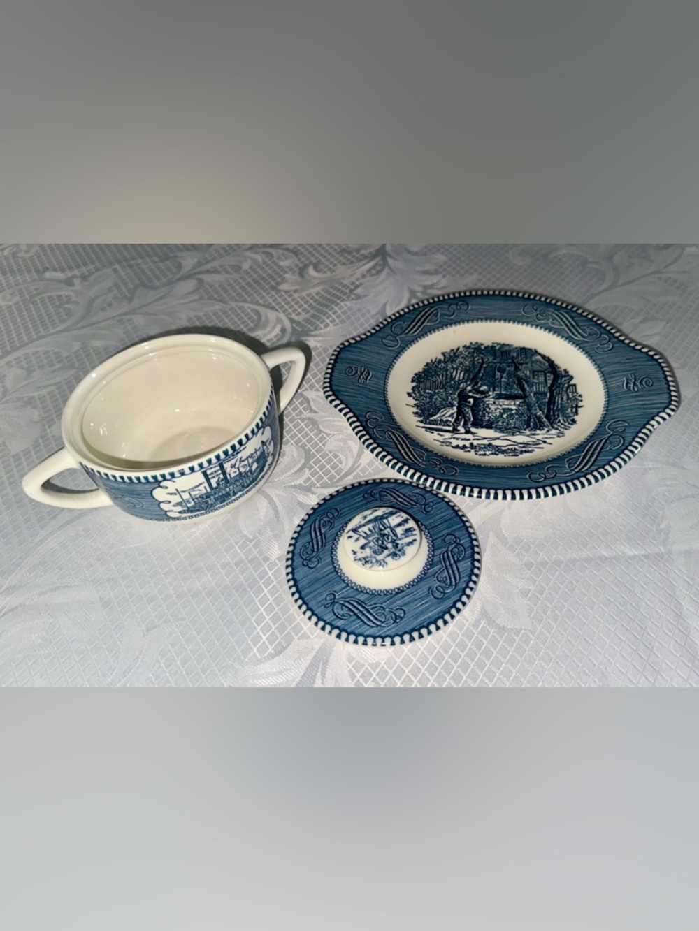 SOLD! -Currier & Ives Blue & White Sugar Bowl w/ Lid & Plate – Vintage - Picture 8 of 14